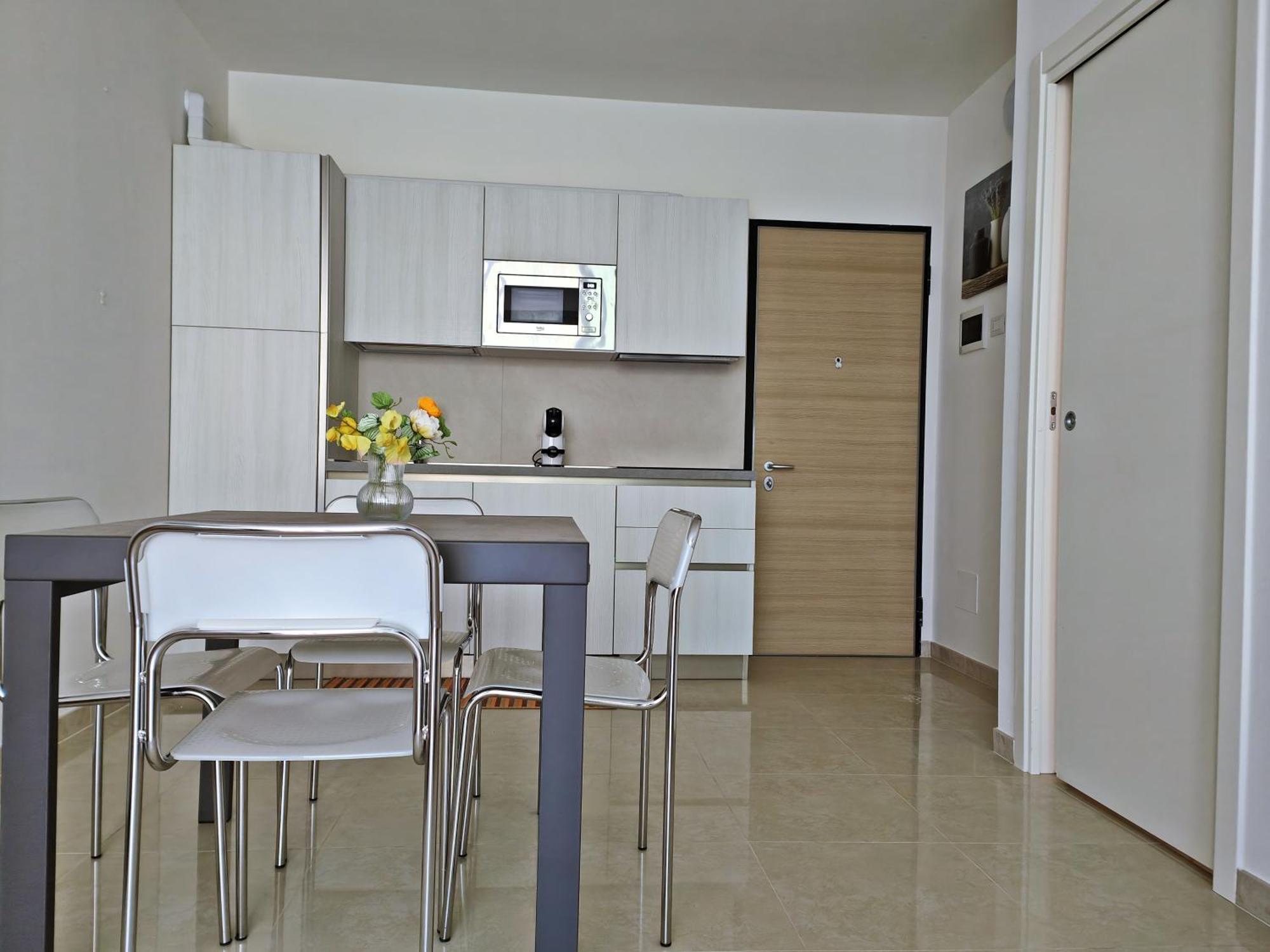 ארקליאה מארה Apartment Mare45 - 10 Minutes Walk From The Beach With One Private Ombrella And Two Sun-Beds מראה חיצוני תמונה